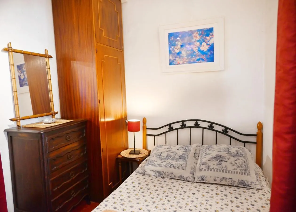 Family Apartment Old Town Near Beach Ac Nice 0*,  France