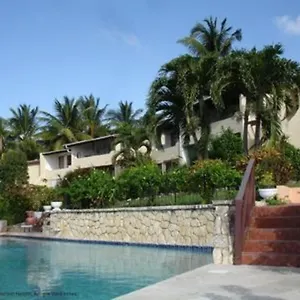 https://attractive-2-bed-apartment-stunning-sea-view-dickenson-bay.comcaribbean.com