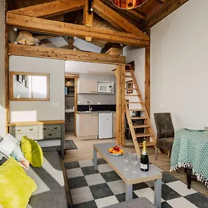 https://petit-lumina.hotels-rhonealpes.com